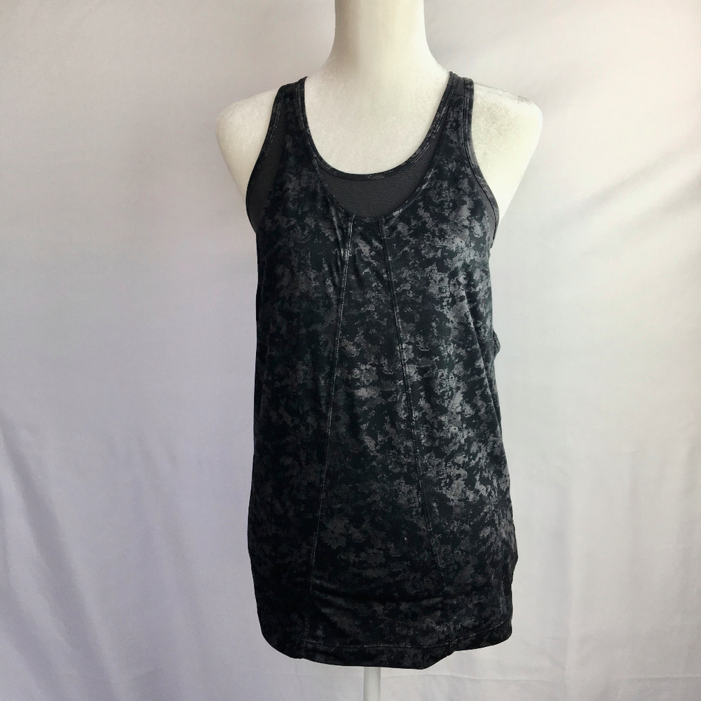 Lolë Speckled Black Jane Tank Built in Bra